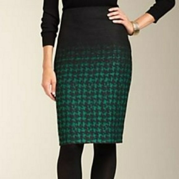 Talbots Dresses & Skirts - Talbots Wool Blend Houndstooth Pencil Skirt 16 EUC